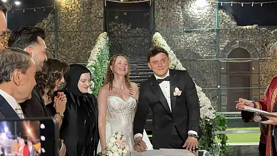 Başeğmez ailesinin mutlu günü