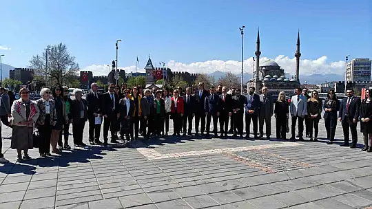 Başkan Akın: 'Hastalarımızın ilaca en kolay, doğru ve en güvenilir şekilde ulaşabilmesi için 186 yıldır kararlılıkla çalışıyoruz'