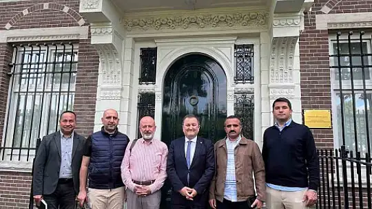 Başkan Bağlamış öncülüğündeki heyet Greentech Amsterdam 2025 Fuarı'nda