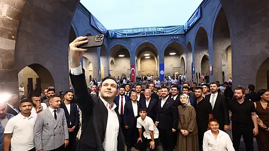 Başkan Büüyükkılıç'tan 'Gesi Bağları' türküsü
