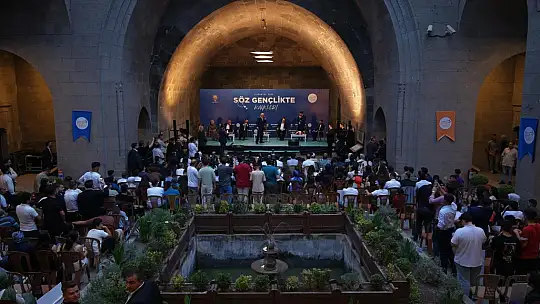Başkan Büüyükkılıç'tan 'Gesi Bağları' türküsü
