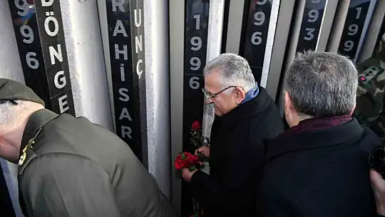 Başkan Büyükkılıç: '17 Aralık, bu milletin hafızasından silinmeyecek'