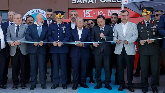 Başkan Büyükkılıç: 'Bu millet esareti kabul etmez, bayrağını yere düşürmez'