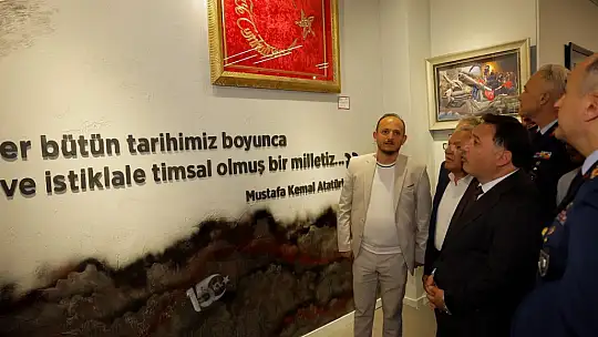 Başkan Büyükkılıç: 'Bu millet esareti kabul etmez, bayrağını yere düşürmez'