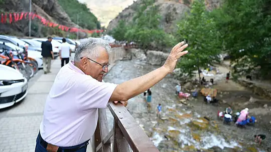 Başkan Büyükkılıç: 'Kapuzbaşı, Türkiye'nin Niagarası'
