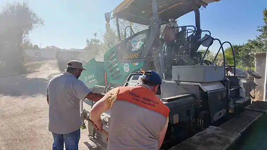 Başkan Büyükkılıç: 'Sarıoğlan'da 40 milyon TL'lik asfalt çalışması başladı'