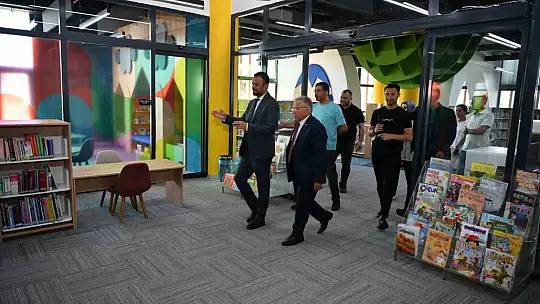 Başkan Büyükkılıç: 'Takdire şayan kütüphanemizi Kayseri'mize sunmuş bulunuyoruz'