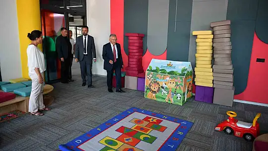 Başkan Büyükkılıç: 'Takdire şayan kütüphanemizi Kayseri'mize sunmuş bulunuyoruz'