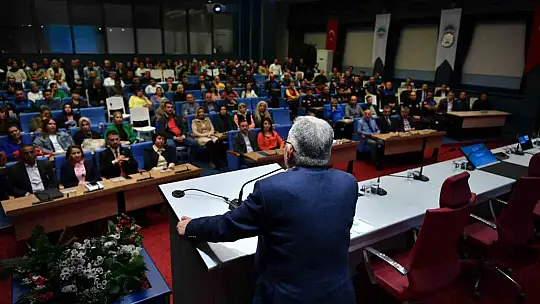 Başkan Büyükkılıç: 'Ya öğrenen ol, ya öğreten ol'