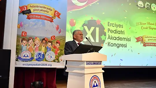 Başkan Büyükkılıç, 11. Erciyes Pediatri Akademisi Kongresi'nde hekimlerle buluştu