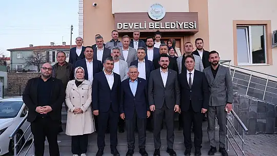 Başkan Büyükkılıç 2025'te ilçelere 104 kez ziyarette bulundu