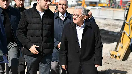 Başkan Büyükkılıç, 300 milyon TL'lik katlı kavşak projesini yerinde inceledi