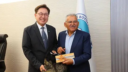 Başkan Büyükkılıç'a, Güney Kore Milli Kültürel Miras Araştırma Enstitüsü heyetinden ziyaret