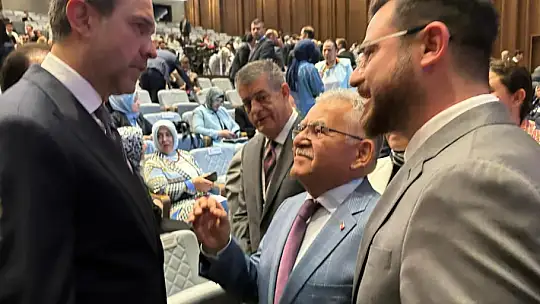 Başkan Büyükkılıç AK Parti Genişletilmiş İl Başkanları Toplantısı'na katıldı