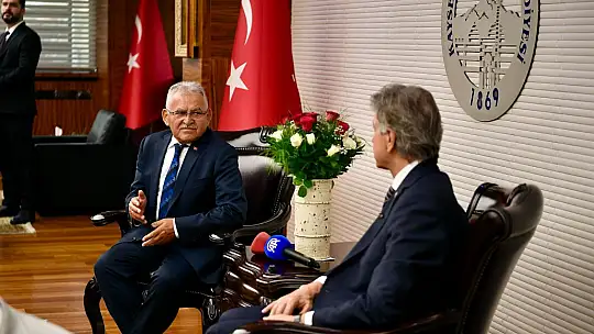 Başkan Büyükkılıç, AK Parti Genel Başkan Yardımcısı Demir'i ağırladı