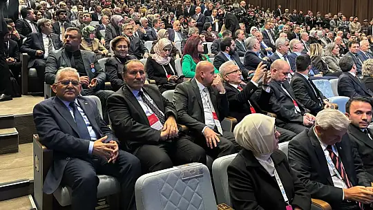 Başkan Büyükkılıç, Ankara'da Şehircilik Zirvesi'ne katıldı, Cumhurbaşkanı Erdoğan ile görüştü