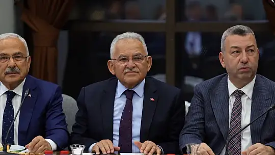 Başkan Büyükkılıç Ankara'da yoğun mesai yaptı