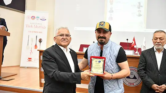 Başkan Büyükkılıç, Asırlık Tariflerle Türk Mutfağı programına katıldı