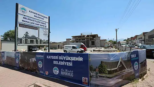 Başkan Büyükkılıç, belediye-hayırsever iş birliği örneği Muhittin Birdal Camii çalışmalarını inceledi