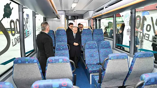 Başkan Büyükkılıç, çevreci ve yenilenebilir elektrikli otobüs ile bisikletleri inceledi