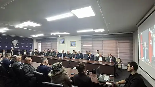 Başkan Büyükkılıç, Cumhurbaşkanı ile bayramlaştı, 'iftara 5 kala' programına ve huzurevi gönül sofrasına katıldı