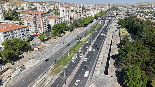 Başkan Büyükkılıç, DSİ-Yeni Sanayi Katlı Kavşağı Projesi'nde incelemelerde bulundu