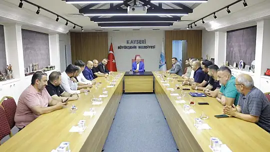 Başkan Büyükkılıç, Erciyes 38 FK yönetimini ağırladı