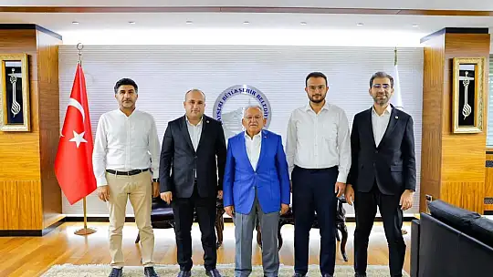 Başkan Büyükkılıç, Erciyes 38 FK yönetimini ağırladı