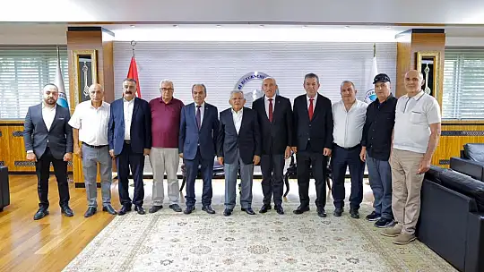 Başkan Büyükkılıç, Erciyes 38 FK yönetimini ağırladı