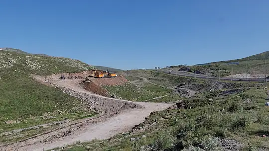 Başkan Büyükkılıç, Erciyes'e nefes olacak alternatif yol çalışmalarını inceledi