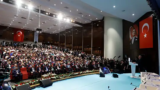 Başkan Büyükkılıç, Erciyes Zirvesi'nde Kayseri'nin su master planını anlattı