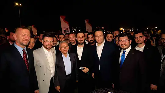 Başkan Büyükkılıç gençlerle buluştu