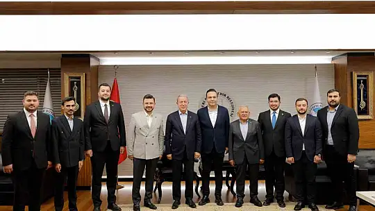 Başkan Büyükkılıç gençlerle buluştu