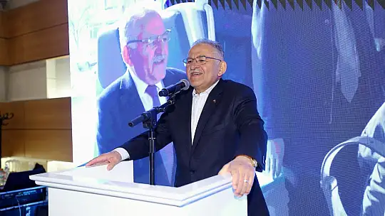 Başkan Büyükkılıç, gençlerle iftar sofrasında buluştu