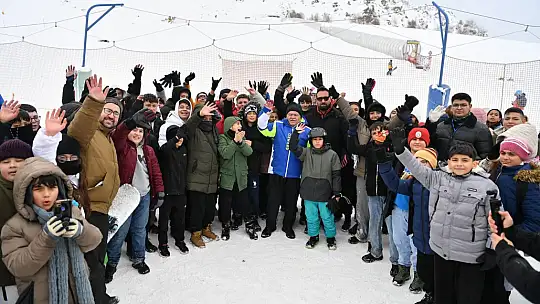Başkan Büyükkılıç, genel müdür ve federasyon başkanı Şahin'e şehri ve Büyükşehir'in tesislerini tanıttı