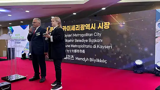 Başkan Büyükkılıç, Güney Kore'nin kardeş şehri Yongin'deki onuruna verilen yemekte konuştu
