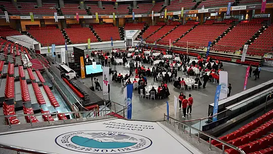 Başkan Büyükkılıç iftar sofralarında