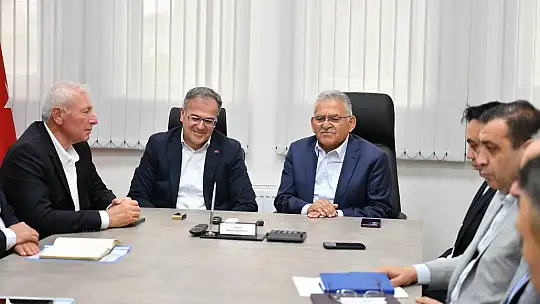 Başkan Büyükkılıç, ilçe belediyeleri yatırım toplantılarına Hacılar ile devam etti