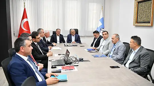 Başkan Büyükkılıç, ilçe belediyeleri yatırım toplantılarına Hacılar ile devam etti