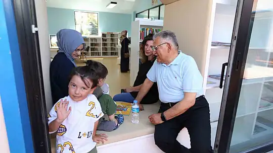 Başkan Büyükkılıç'ın 'Okuyan ve Okutan Şehir' vizyonu Kayseri'yi Türkiye'nin zirvesine taşıdı