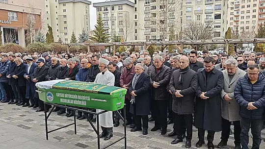 Başkan Büyükkılıç'ın kayınvalidesi toprağa verildi