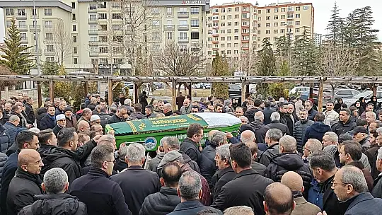 Başkan Büyükkılıç'ın kayınvalidesi toprağa verildi