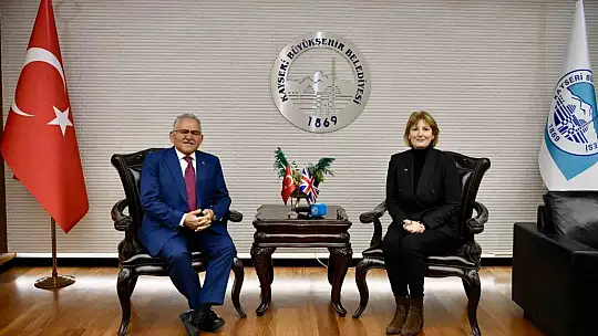 Başkan Büyükkılıç İngiltere Büyükelçisi Morris'i konuk etti