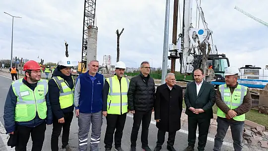 Başkan Büyükkılıç, Kartal Katlı Kavşağı Projesi'ni sahada inceledi