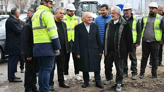 Başkan Büyükkılıç Kartal Kavşağı altyapı çalışmalarını inceledi