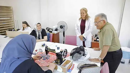 Başkan Büyükkılıç, KAYMAK Göznuru'ndan kursiyerlerle buluştu