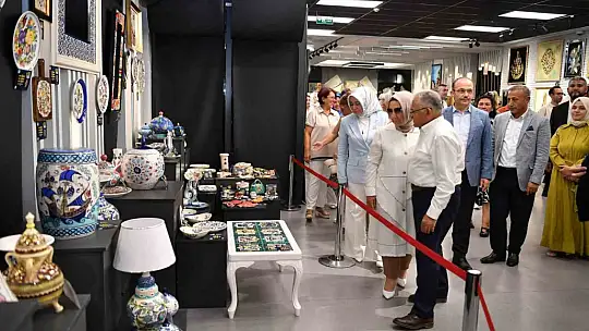 Başkan Büyükkılıç, KAYMEK Yılsonu Sergisi'ni açtı