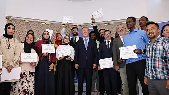 Başkan Büyükkılıç, Kayseri'deki uluslararası öğrencilerle buluştu