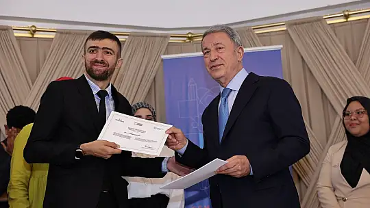 Başkan Büyükkılıç, Kayseri'deki uluslararası öğrencilerle buluştu