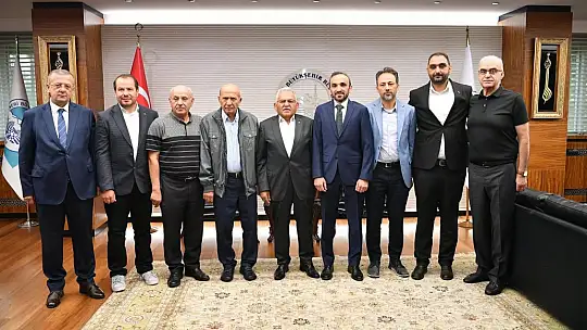 Başkan Büyükkılıç, Kayseri'yi tanıtan Endonezyalı öğrencileri ağırladı